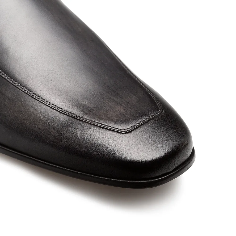 Apron Toe Loafer