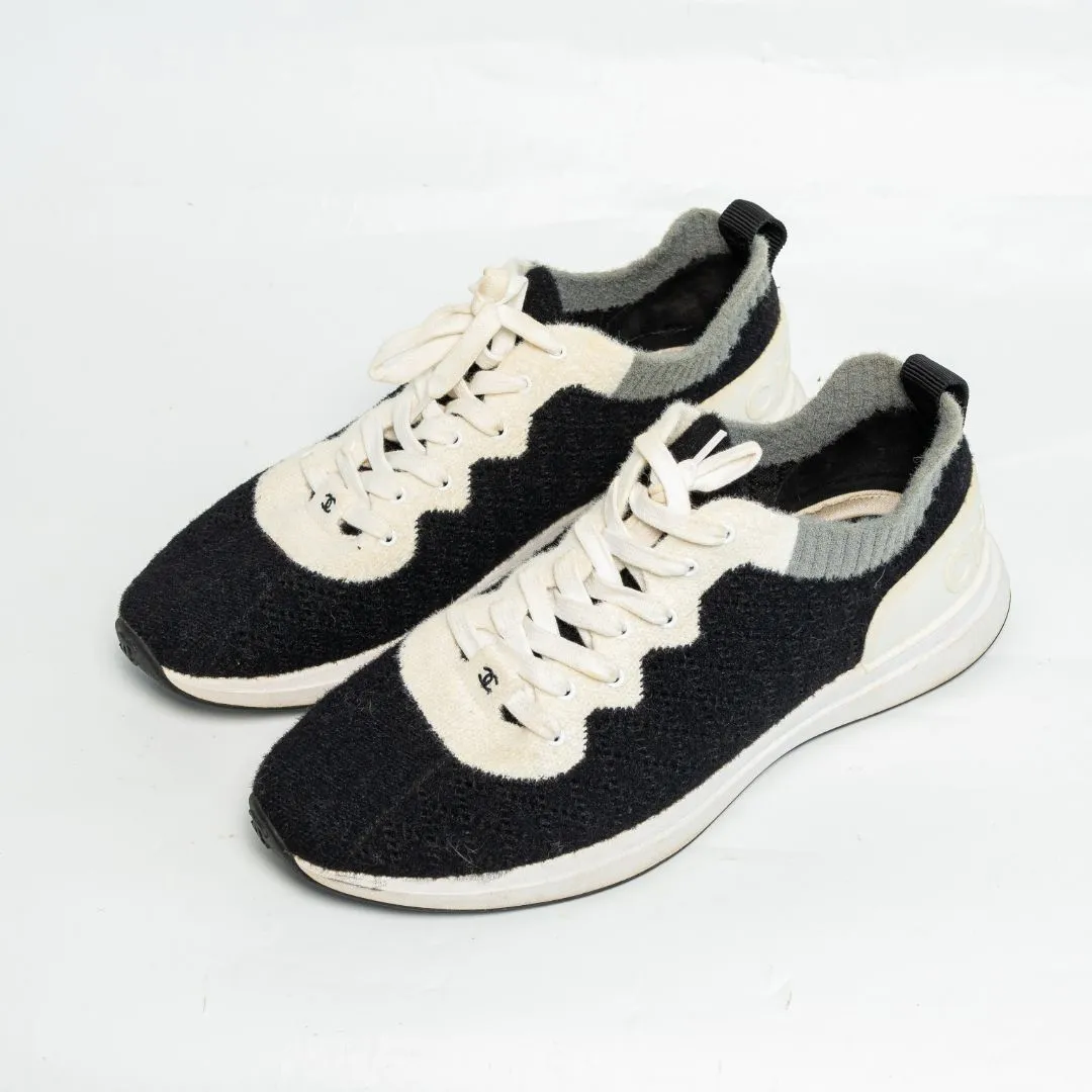 Chanel Mixed Fabrics Knit Sneakers, Black,grey white, size 45
