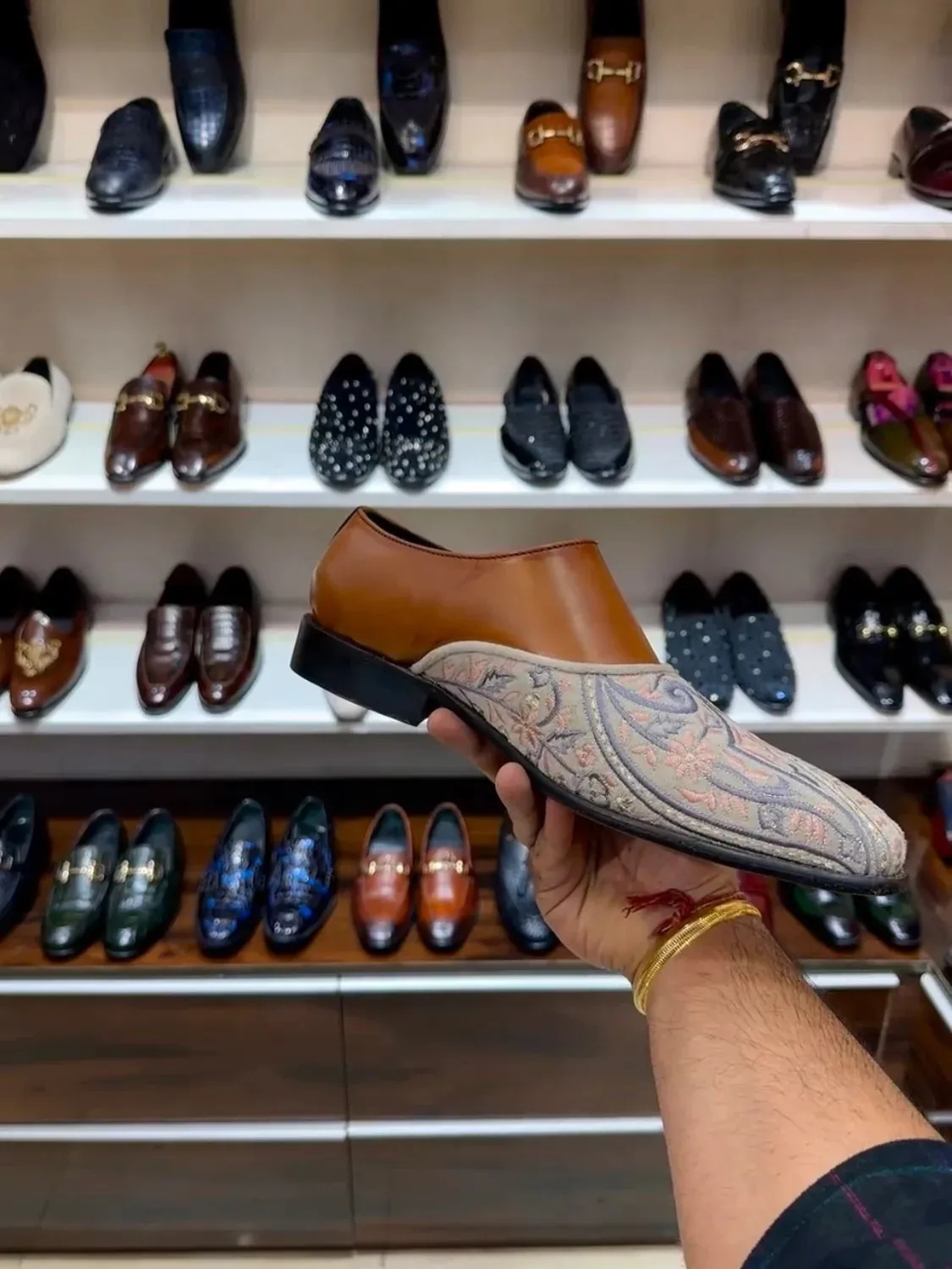 Classic Edition Embroidered Oxfords