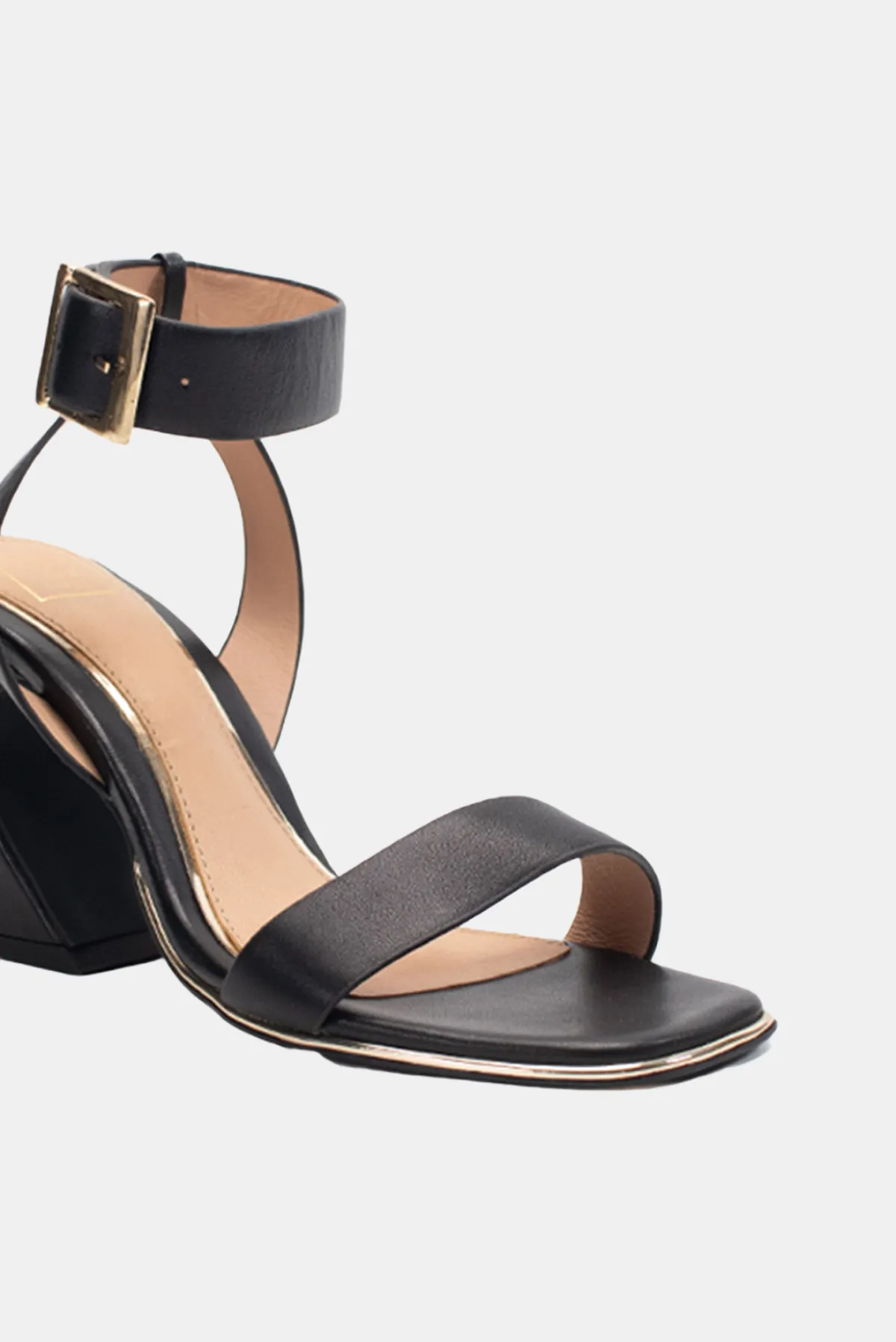 Kitkat Block Heels - Black