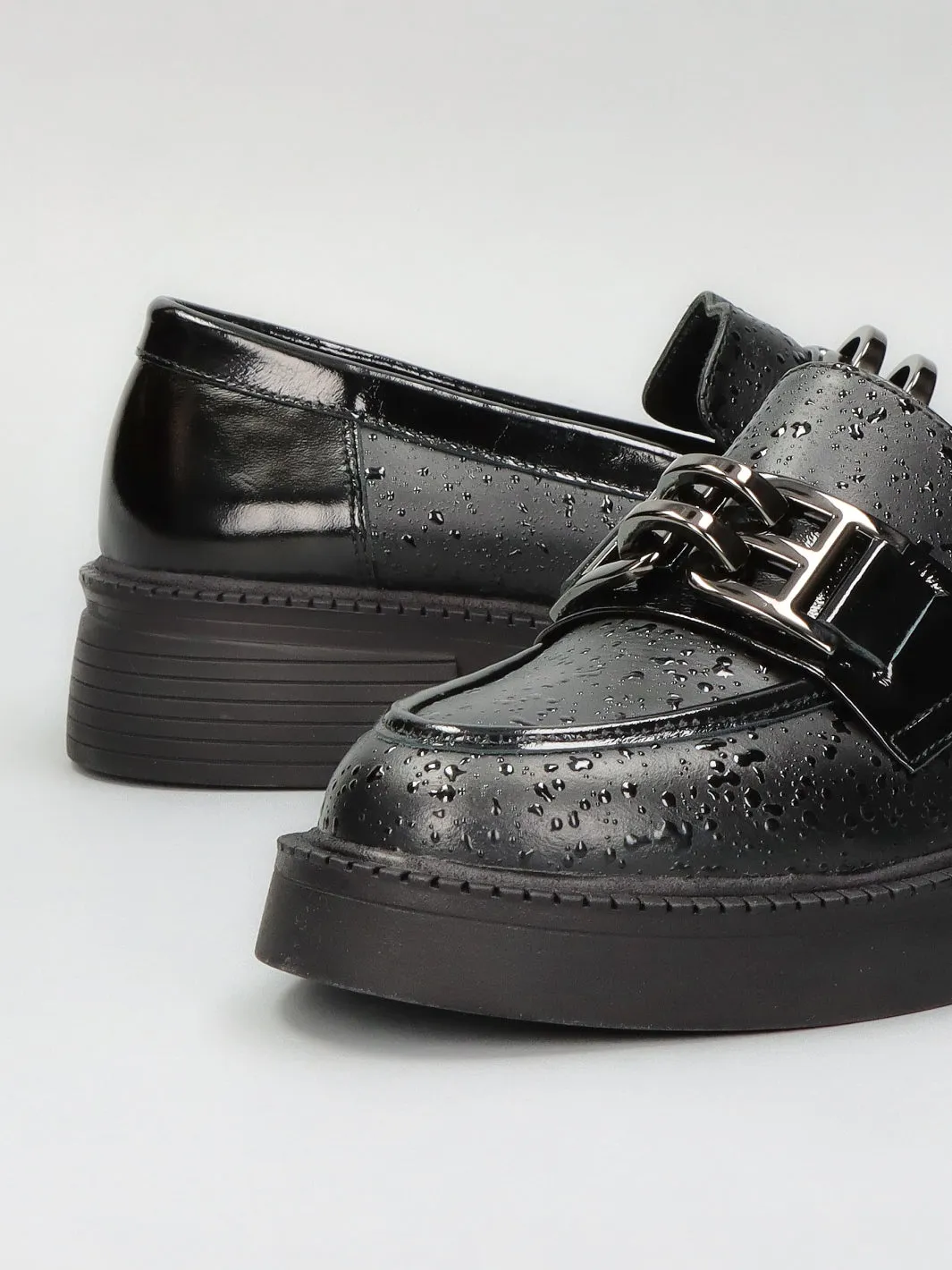LEATHER MOCCASINS - BLACK