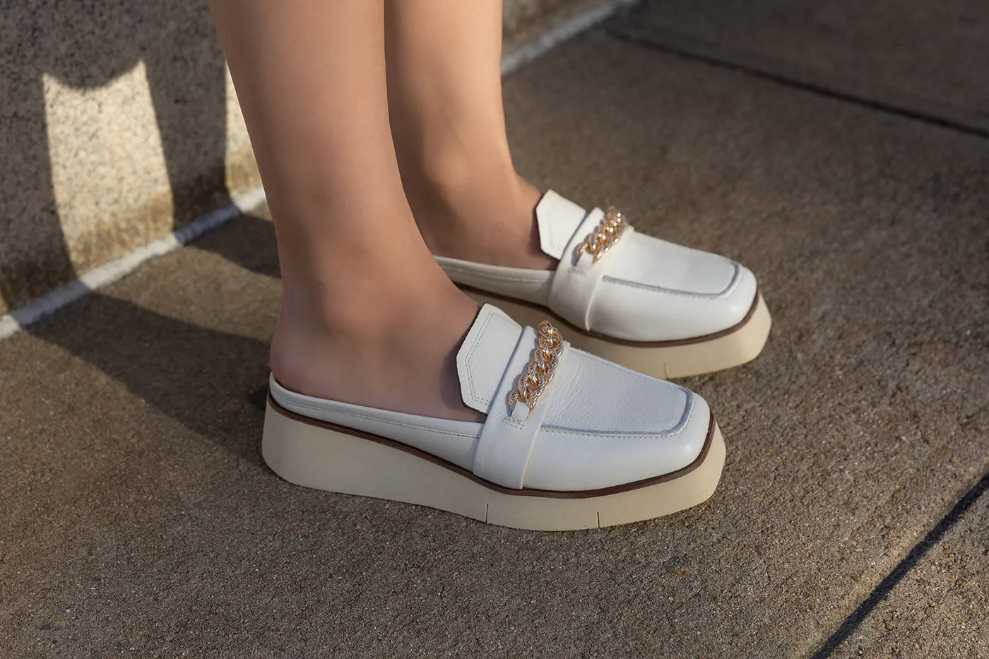 NAKED FEET - ELECT in CHAMOIS Platform Mules