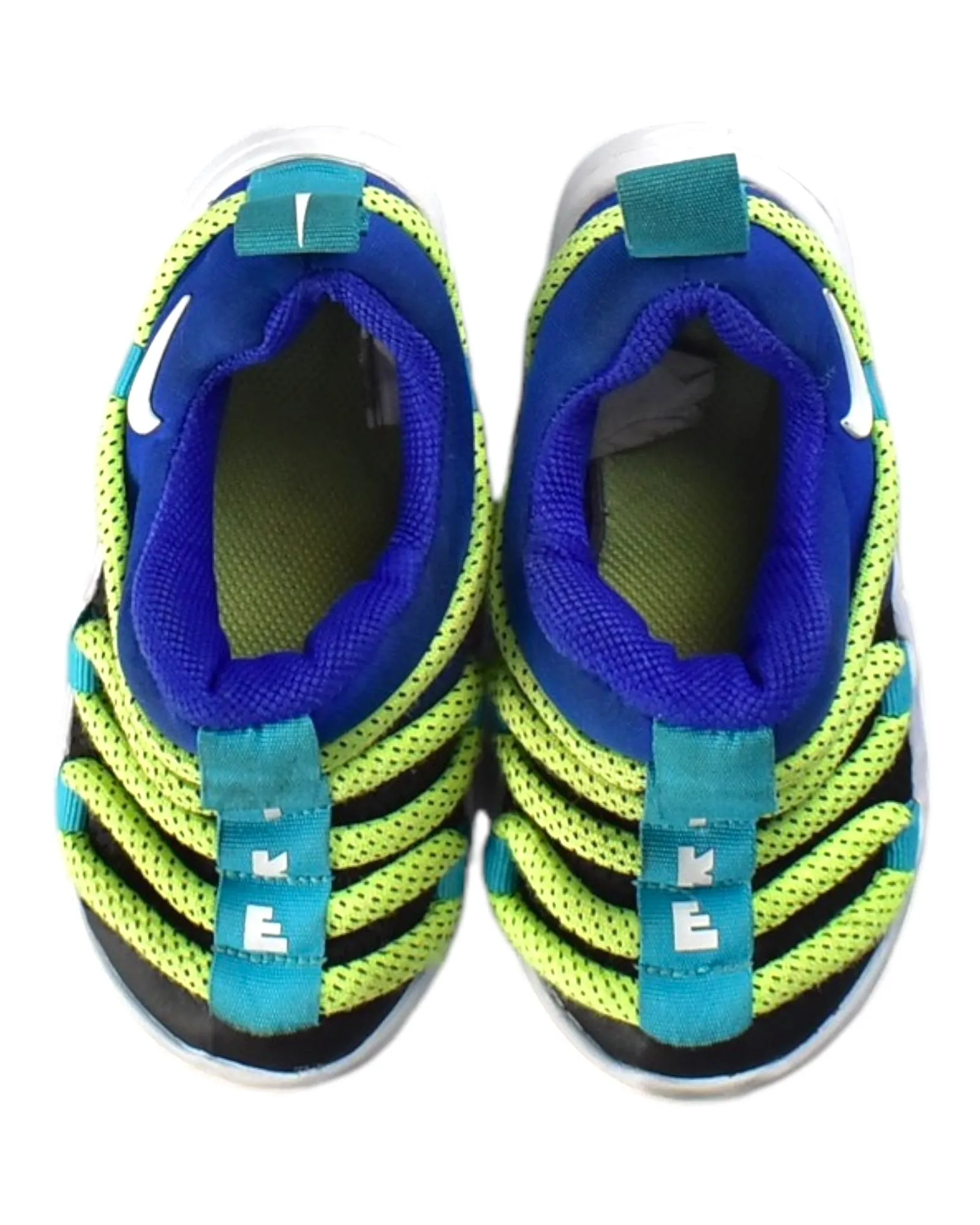 Nike Slip Ons 4T (EU26)
