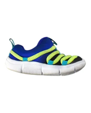 Nike Slip Ons 4T (EU26)