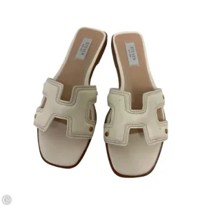 Sandals Flats By Steve Madden In White, Size: 7.5