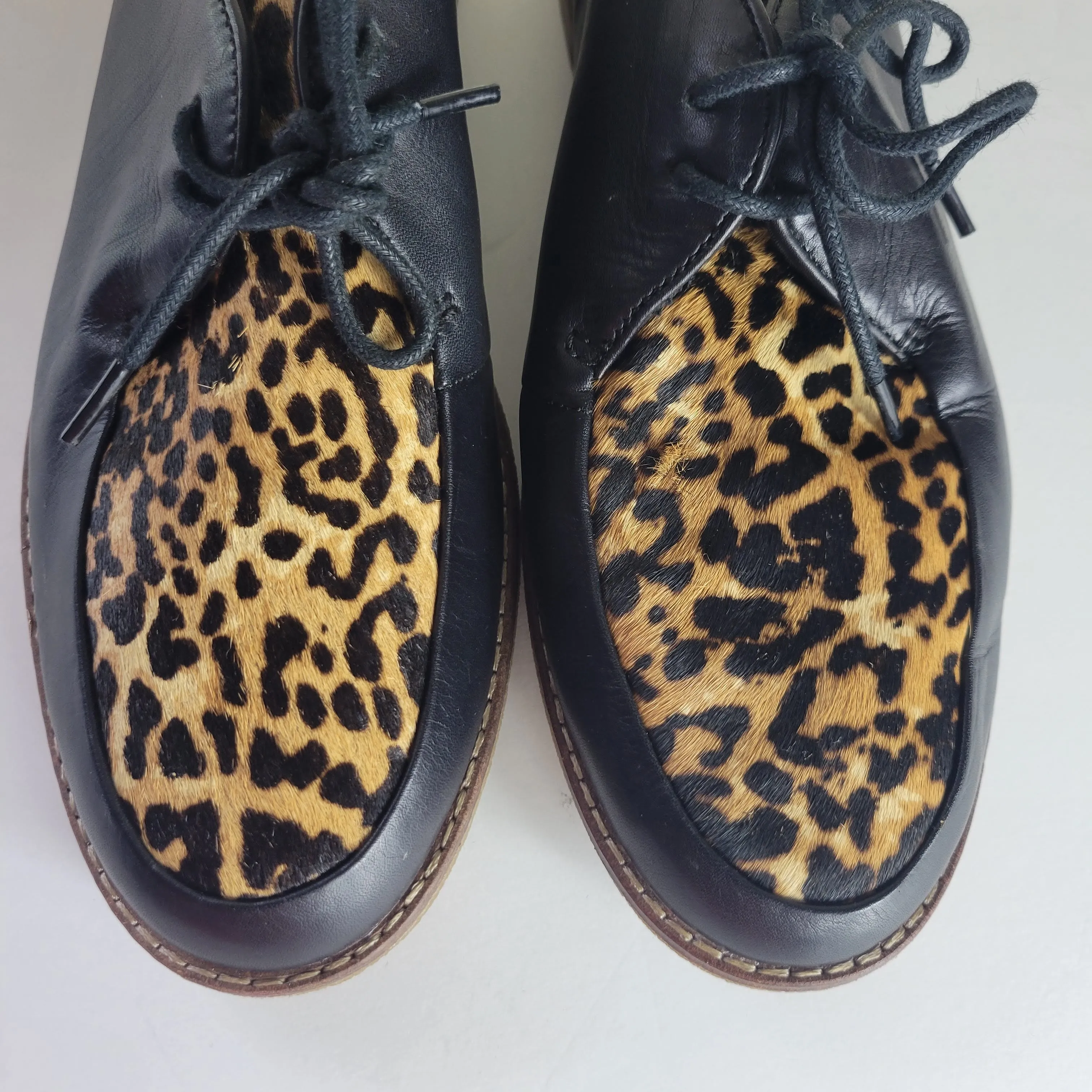 Sperry Elise Leopard Print Oxfords Size 8